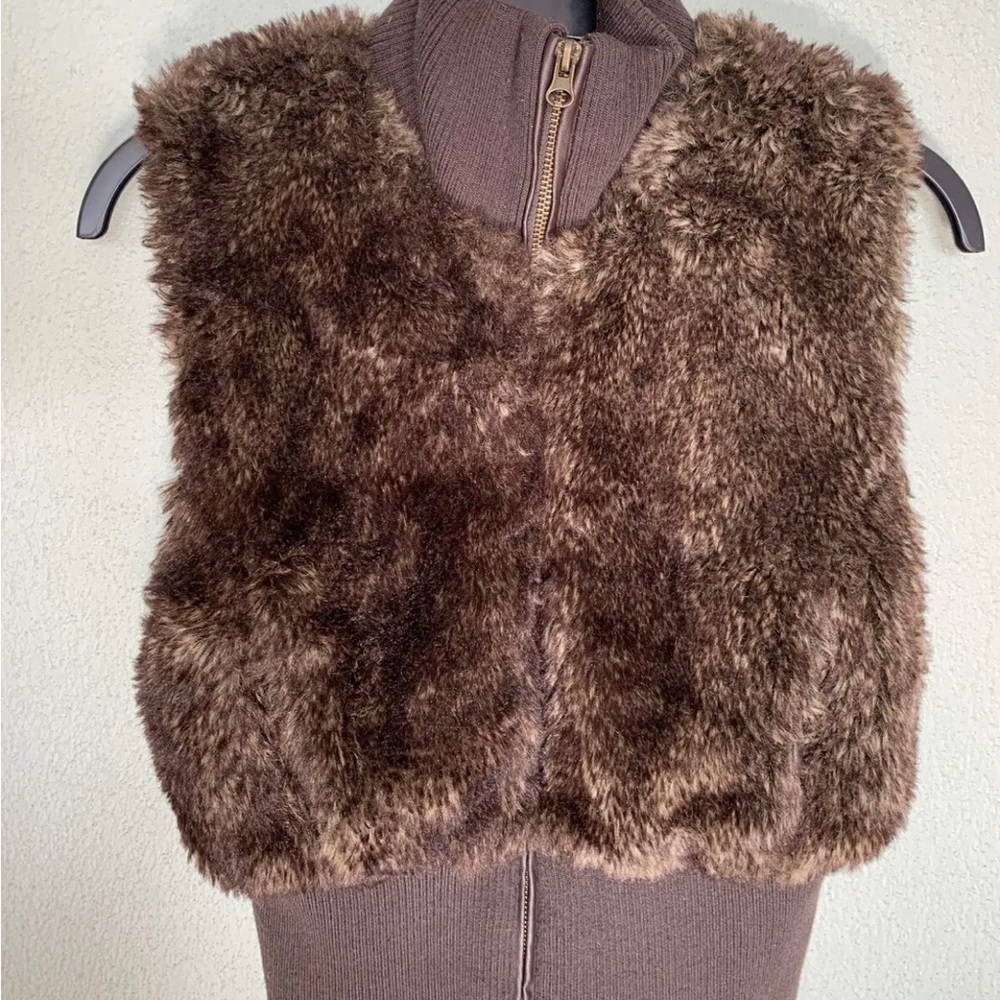 JOU JOU Faux fur vest size M